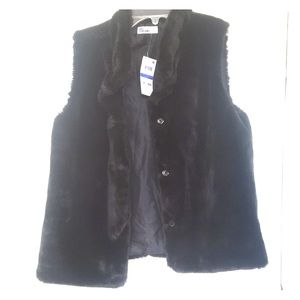 Girls XL Faux Fur Vest NWT